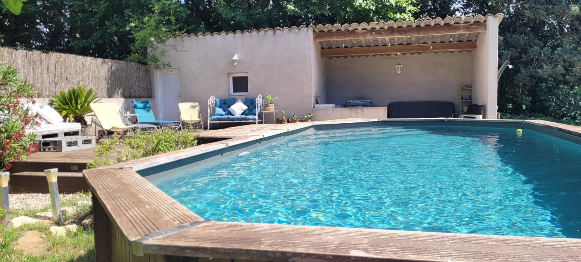 Location Appartement Dans Mas Provencal Monteux Exteriér fotografie